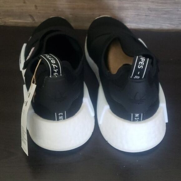 New Adidas NMD R1 Laceless Velcro Black Running Sneakers - Picture 5 of 9